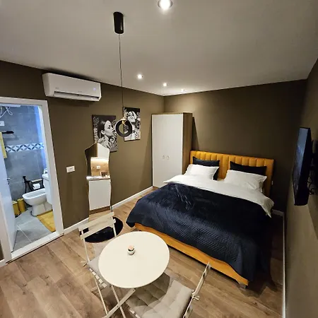 Selen 3* Tirana